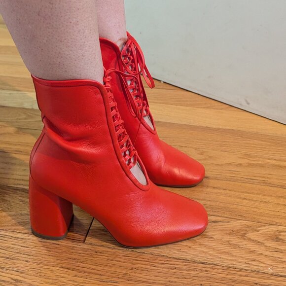 Daniella Shevel Belladonna Boot - Picture 3 of 4